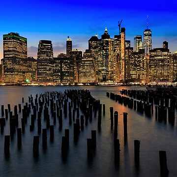 Vorschaubild zum Design Skyline von New York City in der Abenddämmerung von Brooklyn von Aure50
