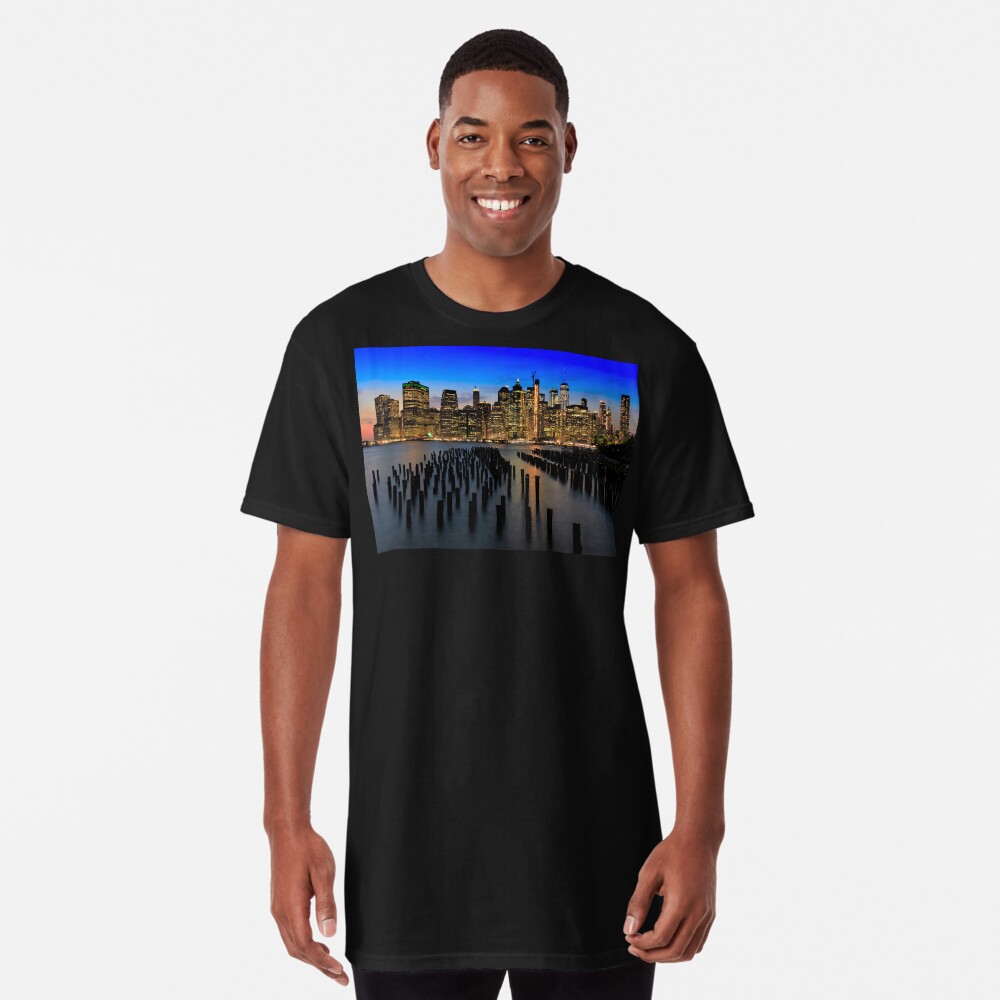 Artikel-Vorschau von Longshirt, designt und verkauft von Aure50.
