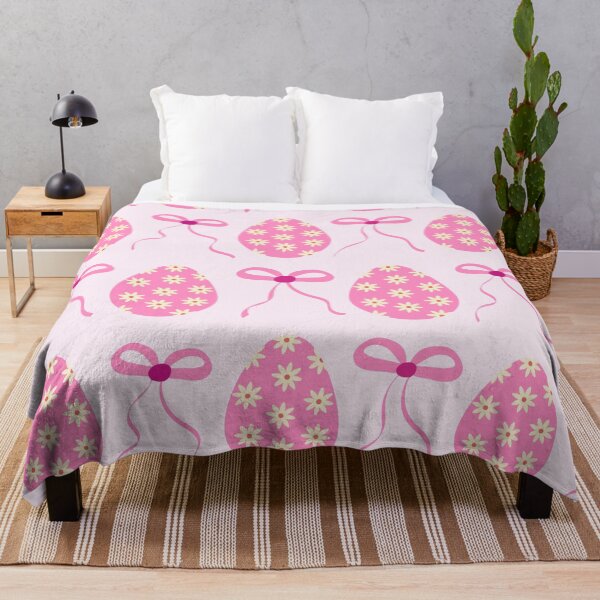Artikelvorschau, Kokette Blumen-Ostereier mit rosa Schleifen-Muster entworfen und verkauft von Yasminepatterns .