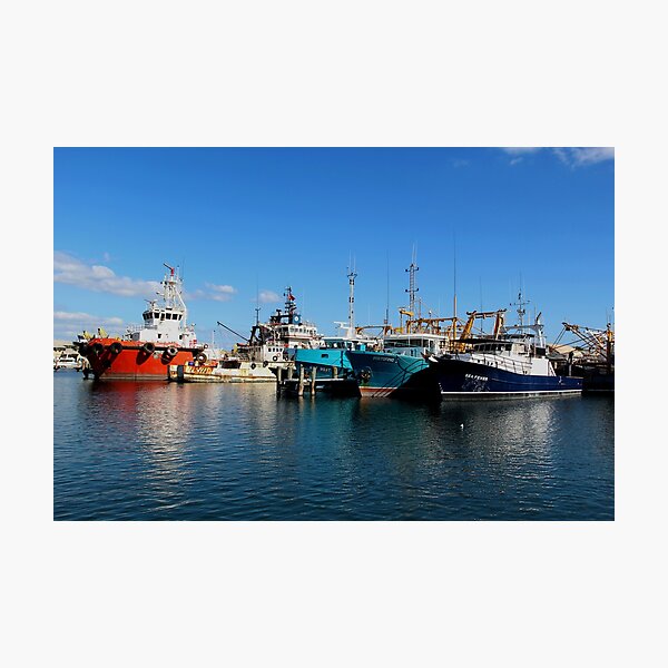 Aperçu de l'œuvre Bateaux de pêche au port de Fremantle créée et vendue par Aure50.