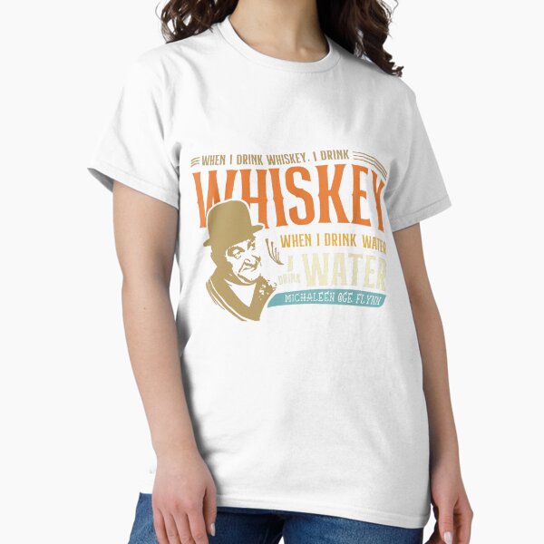 Vista previa del artículo con la obra «Cuando bebo whisky Cuando bebo agua», diseñado y vendido por thriftysketches.