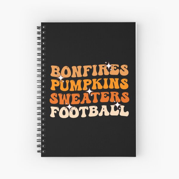 Aperçu de l'œuvre Feux de joie Citrouilles Pulls Football créée et vendue par GabrieSketcham.