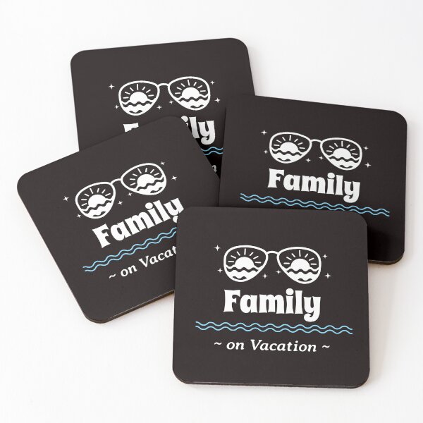 Aperçu de l'œuvre Famille en vacances créée et vendue par KodaPawz.