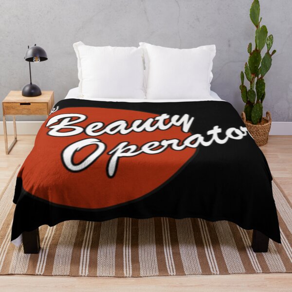 Artikel-Vorschau von Beauty Operators T-Shirts, andere Kleidung und Aufkleber, designt und verkauft von Her Fine Art Shop.