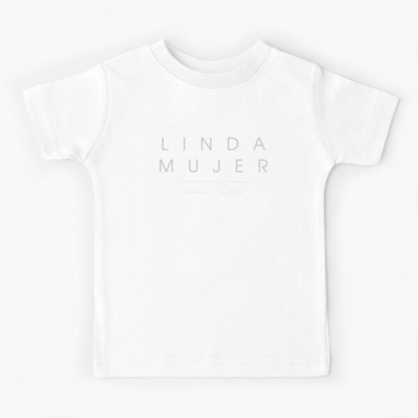 Vista previa del artículo con la obra «Linda Mujer Plata», diseñado y vendido por UNK-Fatigues.