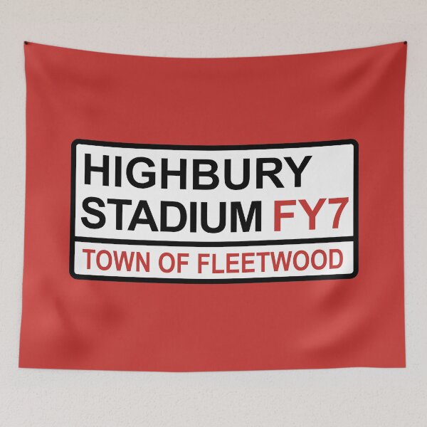 Artikelvorschau, Fleetwood Town Highbury Stadion ikonisches Straßenschild entworfen und verkauft von DelfDesign.