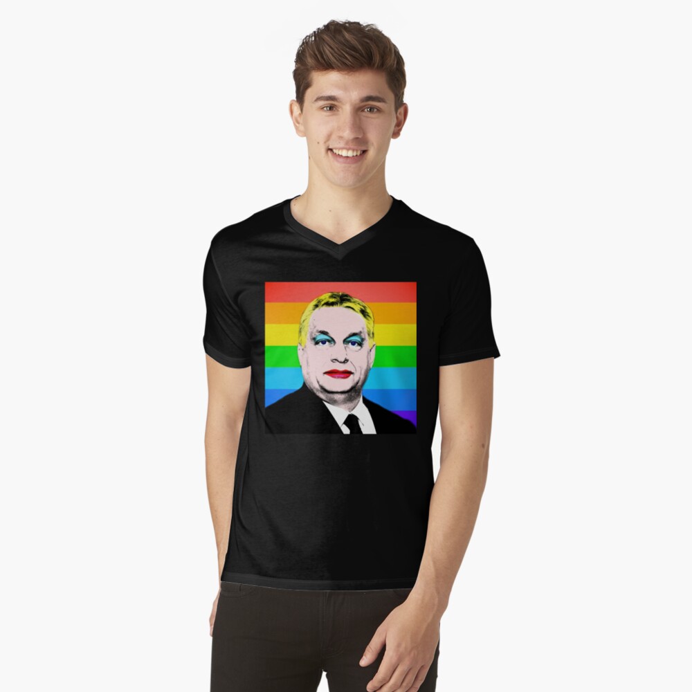 Artikel-Vorschau von T-Shirt mit V-Ausschnitt, designt und verkauft von VirgilPeck.