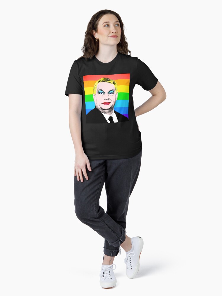 Thumbnail 4 von 7, Essential T-Shirt, Budapest Pride LGBTQ designt und verkauft von VirgilPeck.