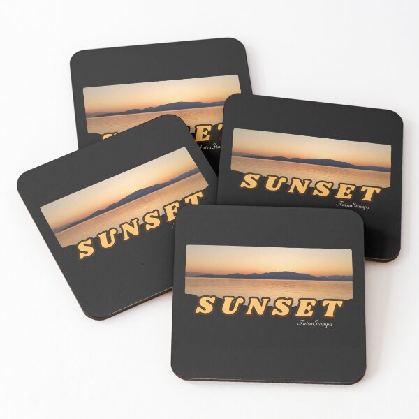 Aperçu de l'œuvre Vêtements et t-shirts Sunset Gifts créée et vendue par FatsaStampa.
