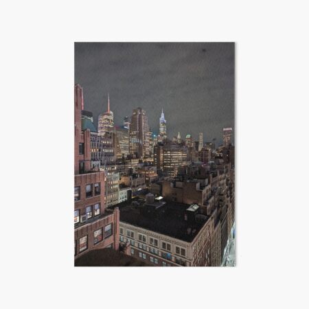 Artikel-Vorschau von New Yorker Skyline bei Nacht, designt und verkauft von Johnsons Stuff.