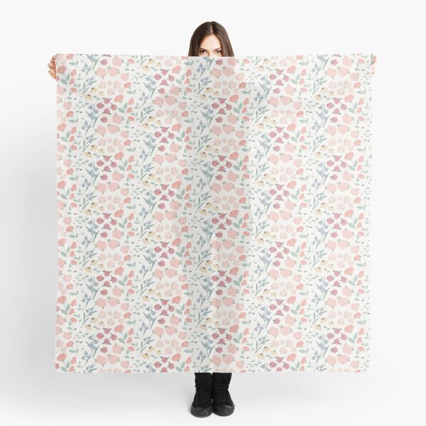 Aperçu de l'œuvre Motif floral crème style jardin anglais créée et vendue par Ditsy & Stitch.