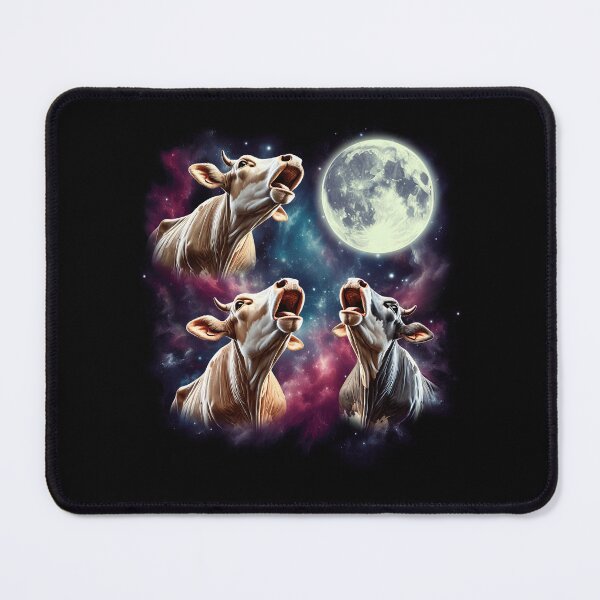 Vista previa del artículo con la obra «Tres vacas aullando a la luna, gracioso granjero, extraño meme maldito», diseñado y vendido por Kimberley King Art  King Art.