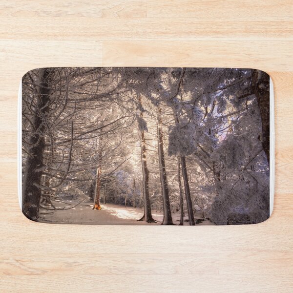 Item preview, Parada en el bosque en una tarde nevada designed and sold by James Hoffman.