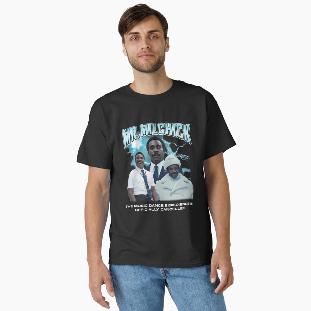 Artikel-Vorschau von Classic T-Shirt, designt und verkauft von MagicShopPlus.