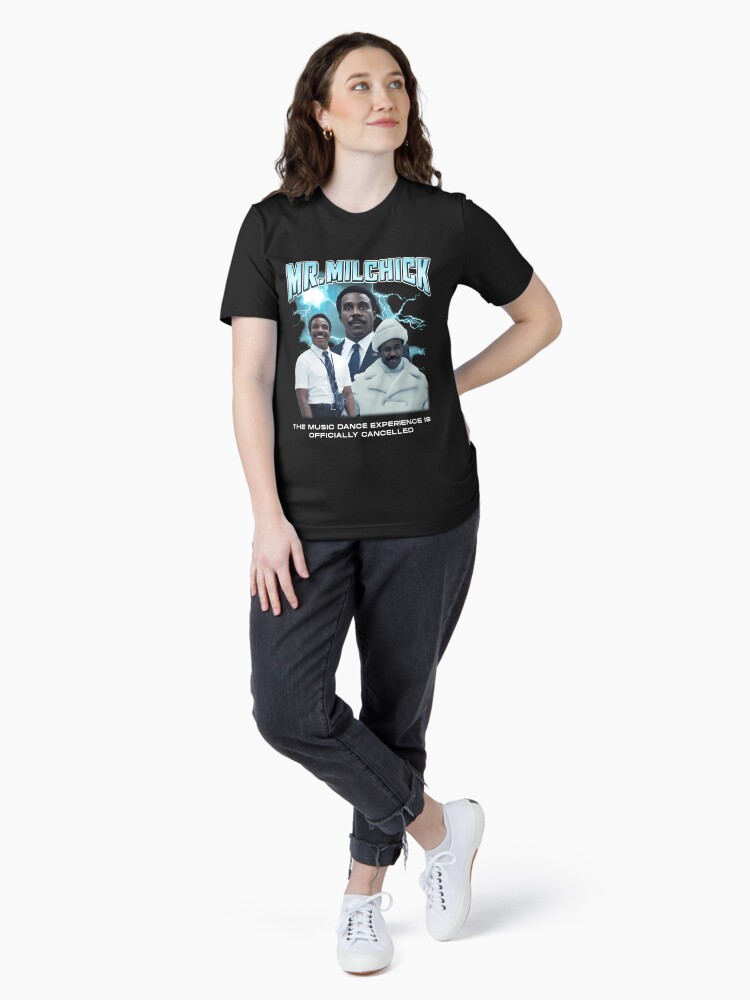 Thumbnail 4 von 7, Essential T-Shirt, Abfindung Herr Milchick Meme designt und verkauft von MagicShopPlus.