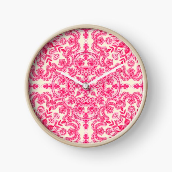 Vista previa del artículo con la obra «Patrón de arte popular en rosa intenso y crema suave», diseñado y vendido por micklyn.