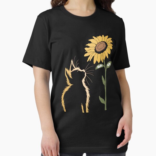 Vista previa del artículo con la obra «8647 Sutil anti Trump 86 47 Gato Girasol, Amantes de los gatos», diseñado y vendido por ChicTeeshop.