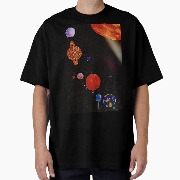 Sonnensystem – Kreative Collage auf Schwarz 1 Oversized T-Shirt