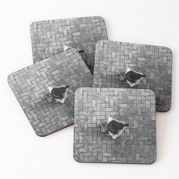 Item preview, using the cell phone in the square designed and sold by felipequeiroz.