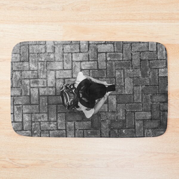 Item preview, using the cell phone in the square designed and sold by felipequeiroz.