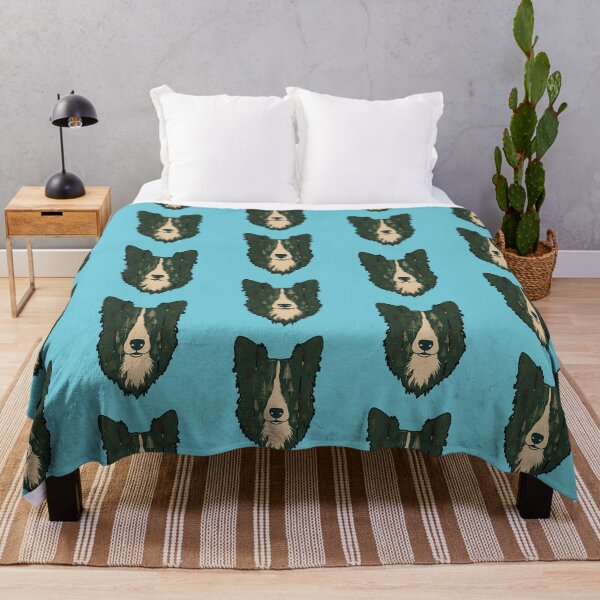 Artikelvorschau, Waldsilhouette eines Border Collies entworfen und verkauft von GoodyPaws.