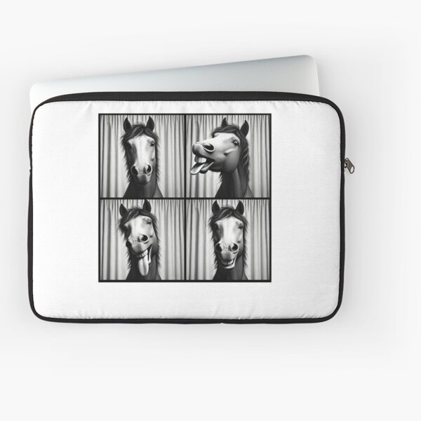 Aperçu de l'œuvre Photo selfie de cheval mignonne et amusante pour les amoureux des chevaux créée et vendue par Kimberley King Art  King Art.