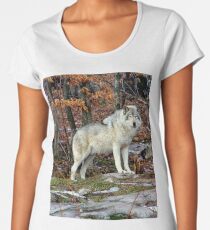 Timber wolf in the Wild Women's Premium T-Shirt