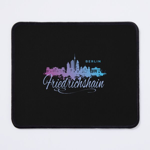 Artikelvorschau, Aquarell Berlin Skyline mit Friedrichshain Schriftzug entworfen und verkauft von Ecmoprints.