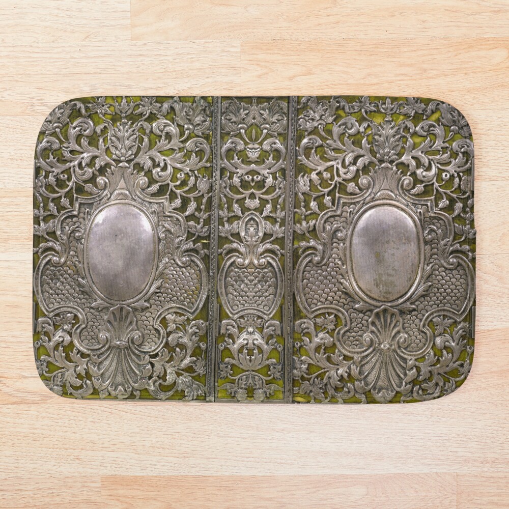ur,bathmat_flatlay_small,