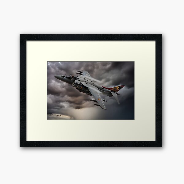 Vista previa del artículo con la obra «EAV8 Harrier», diseñado y vendido por Airpower Art.