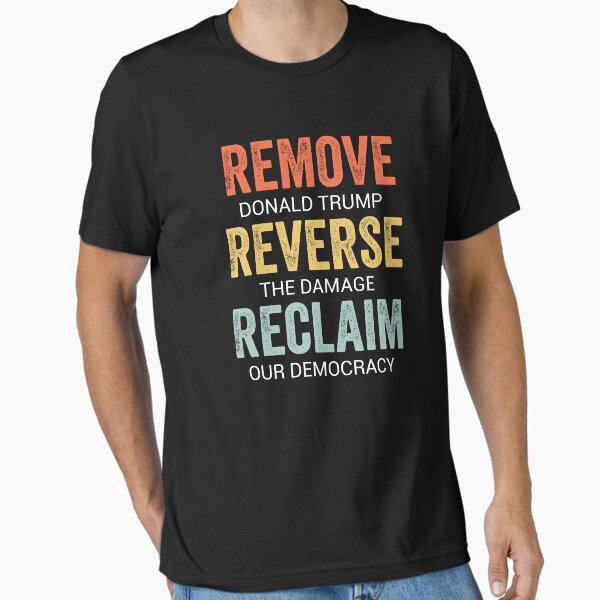 Vista previa del artículo con la obra «Eliminar Revertir Recuperar Protestar Trump», diseñado y vendido por ChicTeeshop.