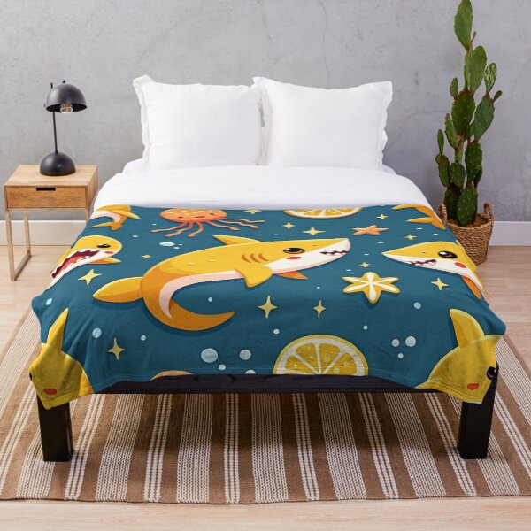 Aperçu de l'œuvre Motif océanique mignon de requin jaune et de méduse – Design sous-marin kawaii amusant créée et vendue par InsightA.