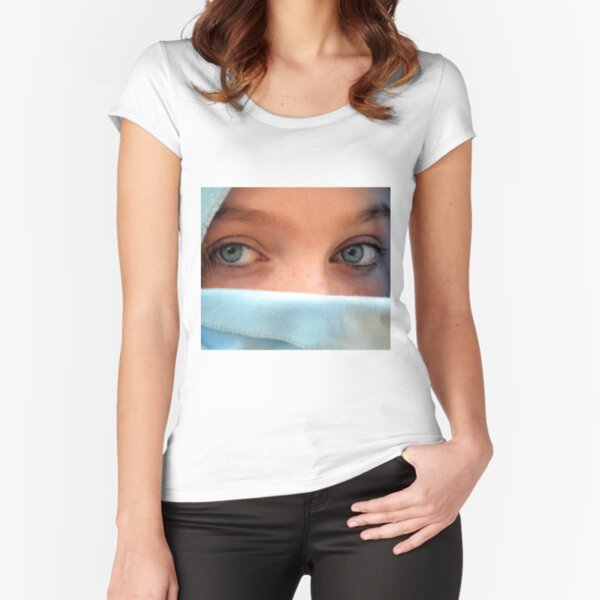 Fitted Scoop T-Shirt