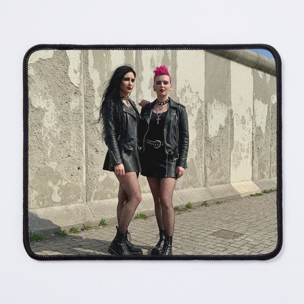 Item preview, Berlin 1995 designed and sold by e-not-shop.
