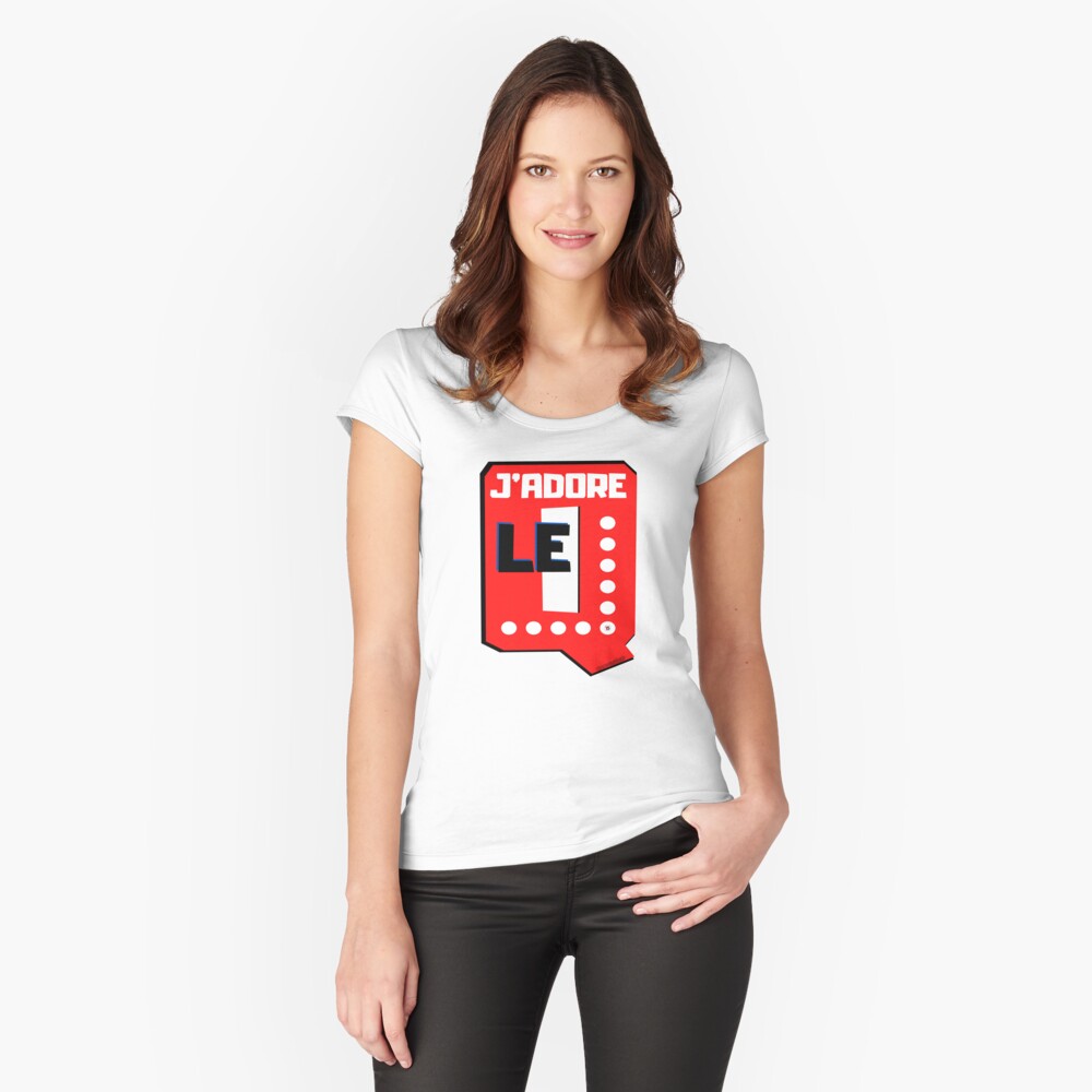 Aperçu de l'œuvre T-shirt échancré créée et vendue par Vinidal.