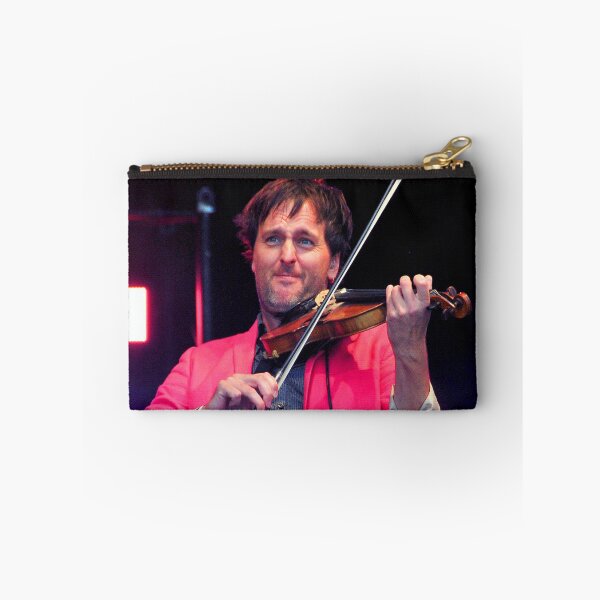 Artikelvorschau, Jon Boden tritt live mit Bellowhead auf entworfen und verkauft von AndyEvansPhotos.