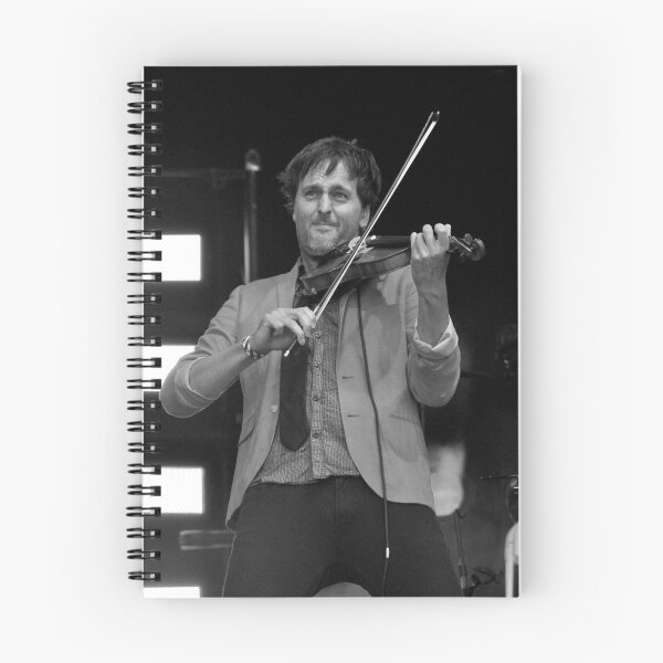Artikelvorschau, Jon Boden tritt live mit Bellowhead auf entworfen und verkauft von AndyEvansPhotos.