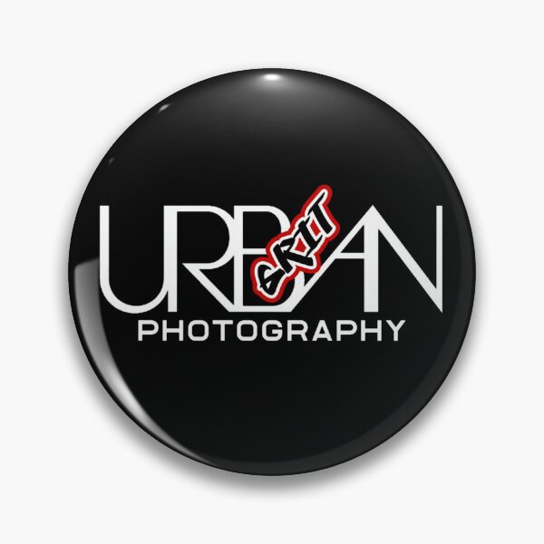 Artikelvorschau, für dunkelfarbige Produkte - Urban Grit Photography Minimalist Logo - Rot entworfen und verkauft von BIMMIG.