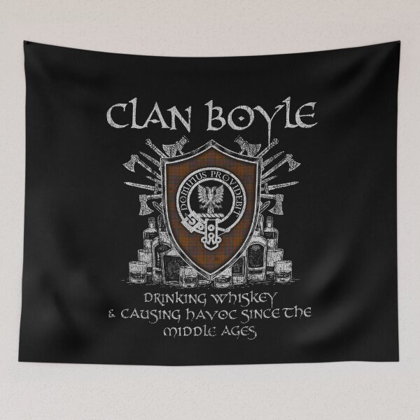 Artikelvorschau, Clan Boyle 2 trinkt Whisky und verursacht Chaos Erbe Wappen Tartan Plaid entworfen und verkauft von Clan1093.