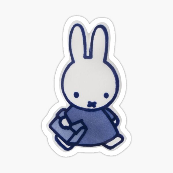 Artikel-Vorschau von Blauer Miffy, designt und verkauft von graceschaefer.