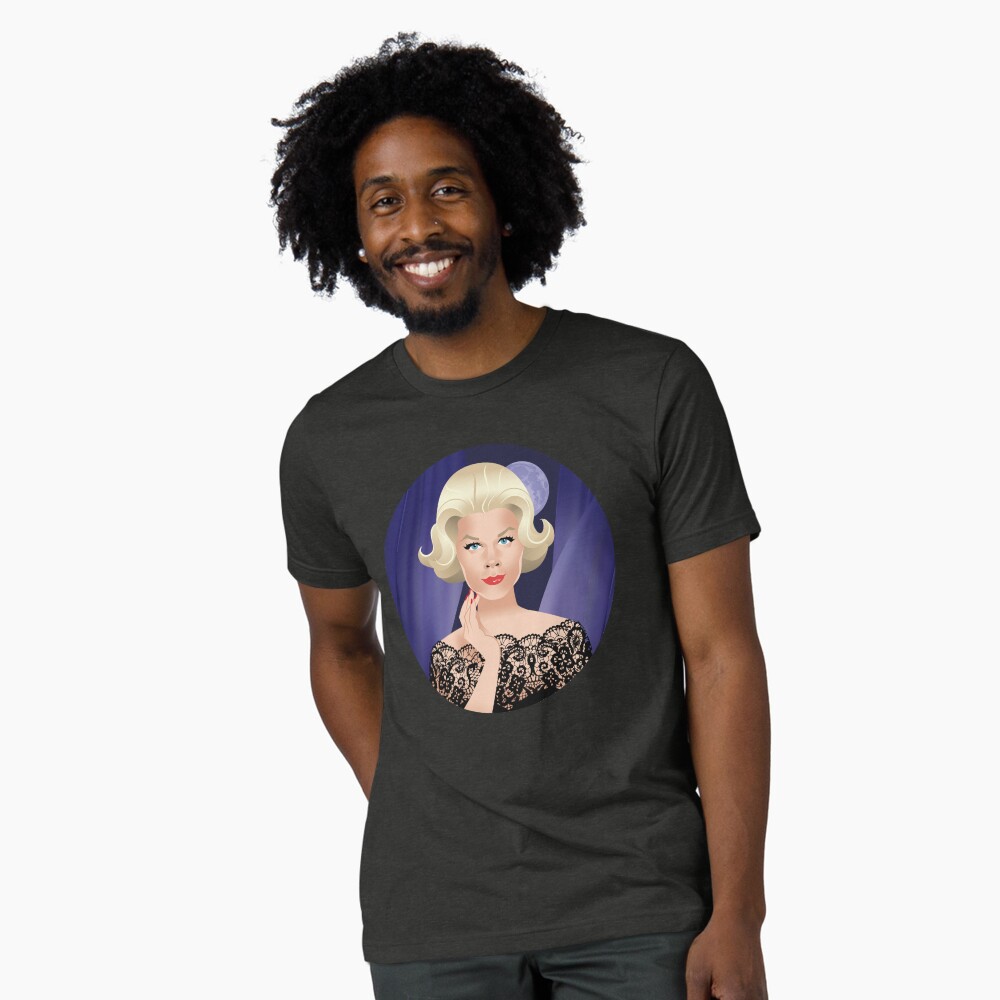 Artikel-Vorschau von Vintage T-Shirt, designt und verkauft von AleMogolloArt.