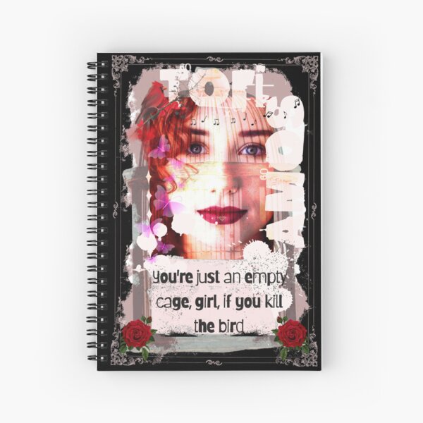 Artikel-Vorschau von Tori Amos, Mädchen aus dem leeren Käfig, Vintage-Pop, designt und verkauft von JaimeWilde.
