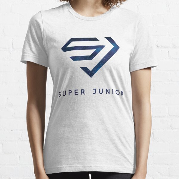 Camiseta Superman Logo Retro - Celebra al icónico Hombre de