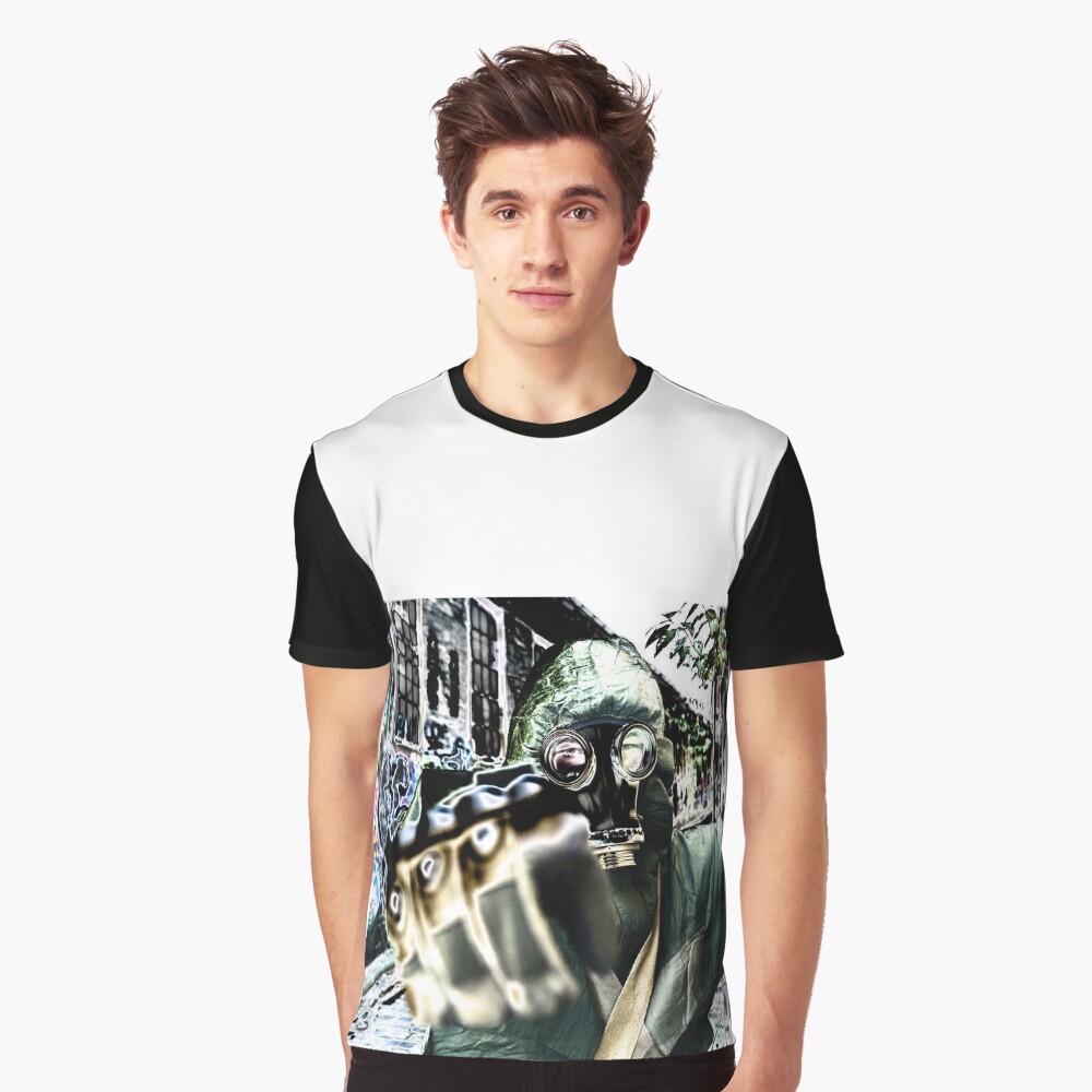 Artikel-Vorschau von Grafik T-Shirt, designt und verkauft von KarolHippyman.
