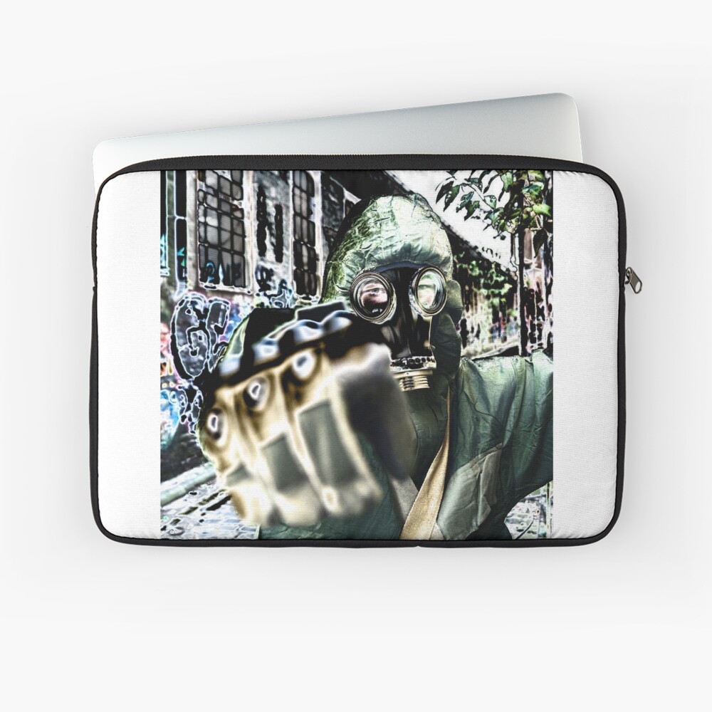 Artikel-Vorschau von Laptoptasche, designt und verkauft von KarolHippyman.