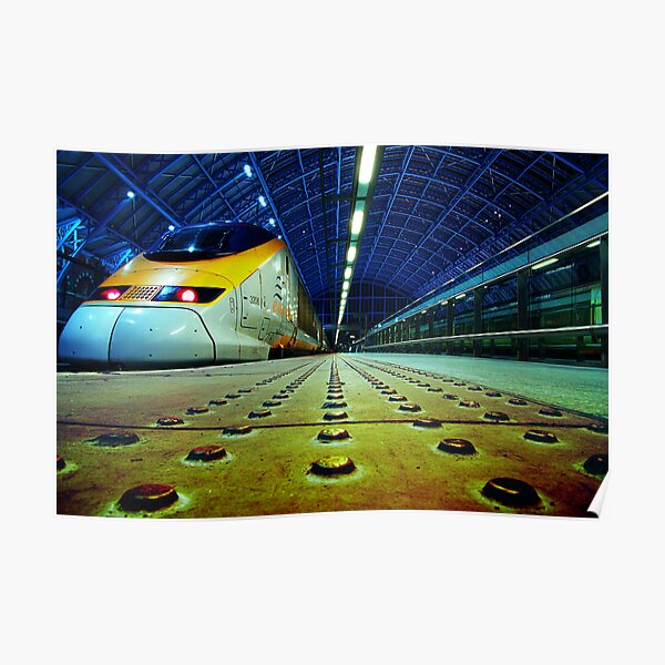 Canvas Eurostar Train at Gare du Nord Art print POSTER