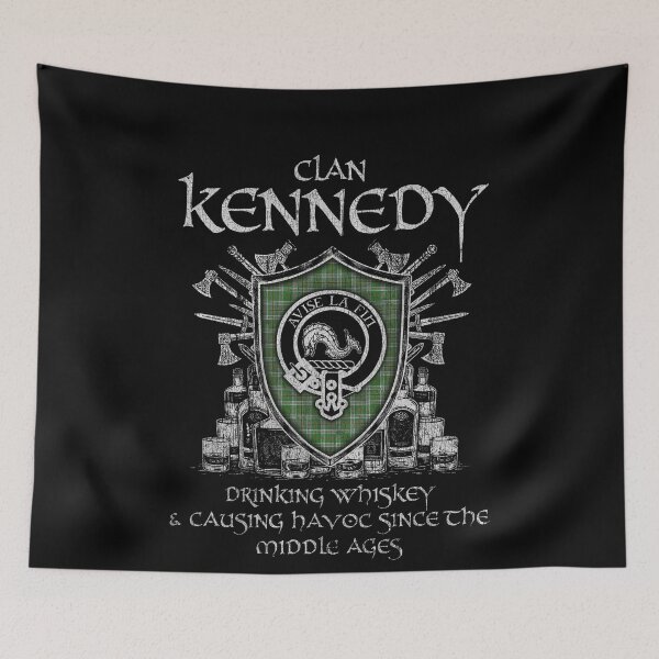 Artikelvorschau, Clan Kennedy trinkt Whisky und verursacht Chaos Erbe Wappen Tartan Plaid entworfen und verkauft von Clan1093.