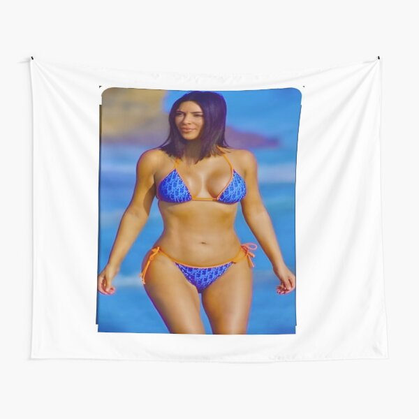 Aperçu de l'œuvre tablier de maillot de bain de célébrité de Kim Kardashian créée et vendue par thats2gay.
