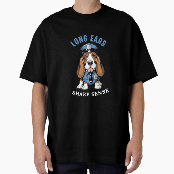 Artikel-Vorschau von Polizist-Cartoon mit Basset Hound-Design – Lustiges und einzigartiges Kunstwerk für Hund und Besitzer – Polizist-Geschenk – Haustier-Humor, designt und verkauft von KoraTalks.