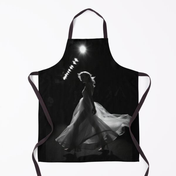 Item preview, Un retrato de desafío sereno designed and sold by Ludowika Studio.